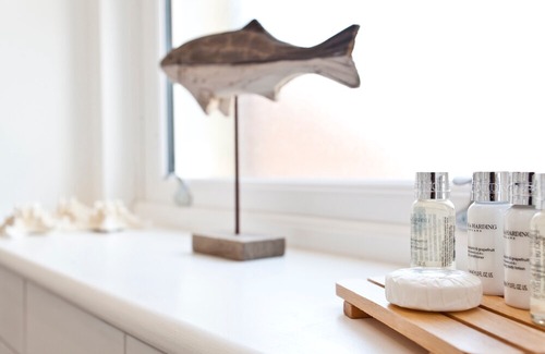 Southbourne Cottage | Coastguard Cottage with panoramic sea views.