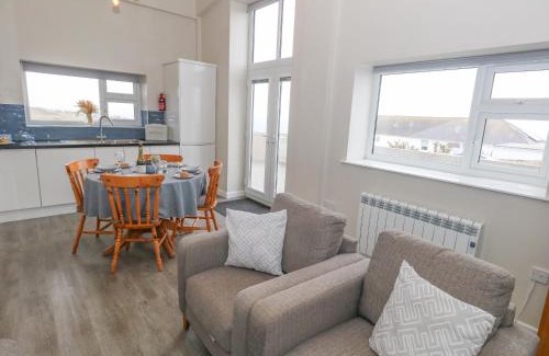 Southwell House | Coastguard View