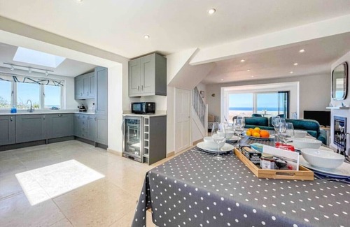 Weymouth Cottage | Coastguards Retreat - Luxury, coastal, sea views