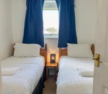 Tenby Ski Chalet | Coastland Holiday Park