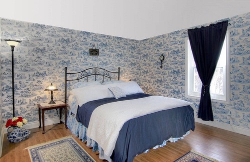 Historic Old Town Bed & Breakfast | Cobblestone Bed and Breakfast