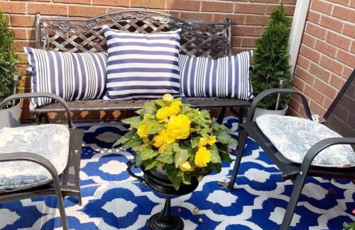Historic Old Town Bed & Breakfast | Cobblestone Bed and Breakfast