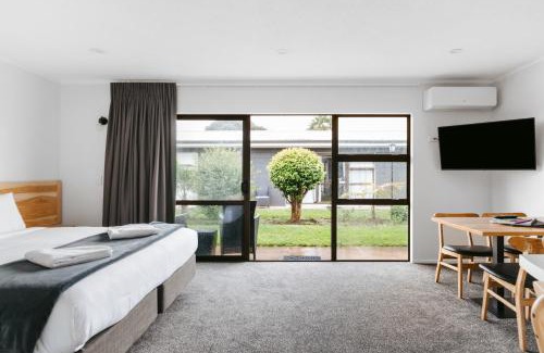 Otumoetai Hotel | Cobblestone Court Motel - Wenzel Motels