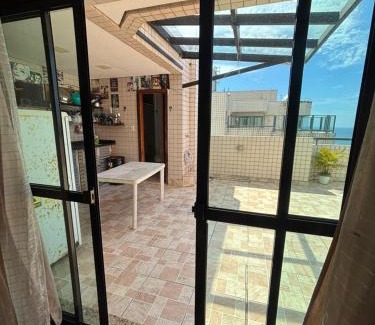 Maracana Apartment | Cobertura DUPLEX Em frente ao mar com churrasqueira