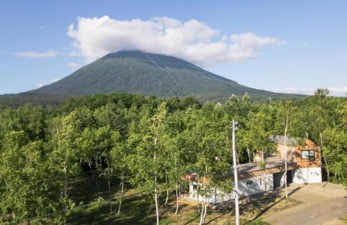 Niseko House | Coboushi オモヤ