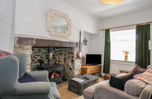 Bont Newydd House | Cobweb Cottage