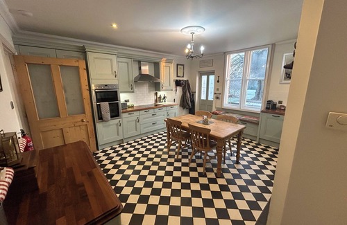 Sandy Apartment | Cockayne Hatley Hall, a country house situated near to historic Cambridge