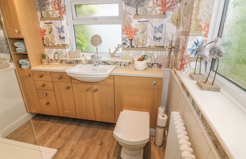 Heysham Cottage | COCKLE BAY COTTAGE, pet friendly, country holiday cottage in Heysham