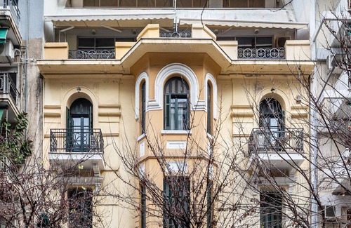 Thessaloniki City Centre Apartment | Coco by halu! Neoclassical apt