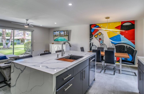 Araby Commons Condo | Coco Cabana Luxurious Condo with Stunning Views