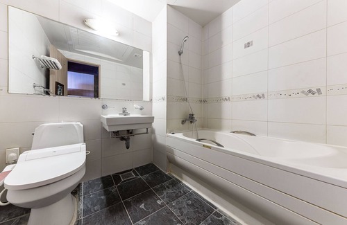 Cheongju Hotel | CoCo Hotel