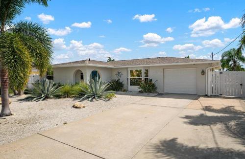 Whitney Beach House | COCO LOCO! Canal Front, Pool, Dock & More!