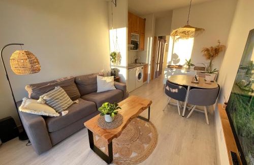 Villeneuve Loubet Beach Apartment | Cocon bohème