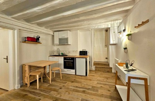 Nemours Apartment | Cocon Urbain au Cœur de Nemours