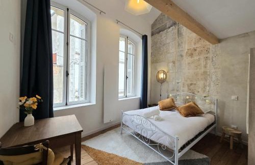 Balzac Apartment | Cocon urbain avec terrasse privée au cœur du centre-ville