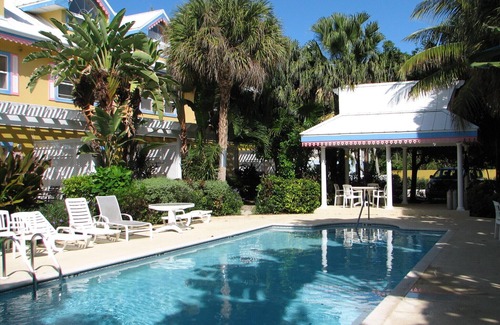 Northwest Point Condo | Coconut Bay Cayman Divers Delight