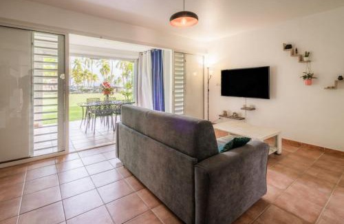 Bas du Fort Apartment | coconut beach citerne