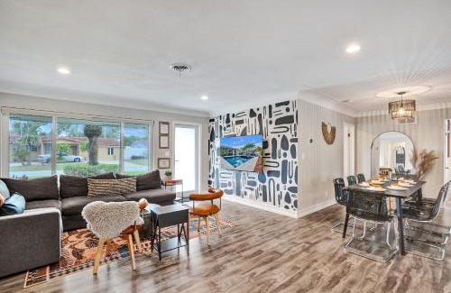 Coral Ridge Isles Villa | Coconut Clubhouse - Heated Pool - Hot tub - Ping Pong