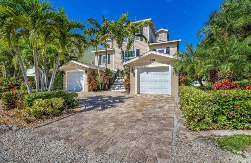 Holmes Beach House | Coconut Cottage