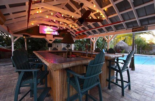 Bay Esplanade Apartment | Coconut Grove Beach Resort Suites 3 & 4