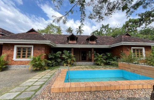 Devikolam House | Coconut Valley