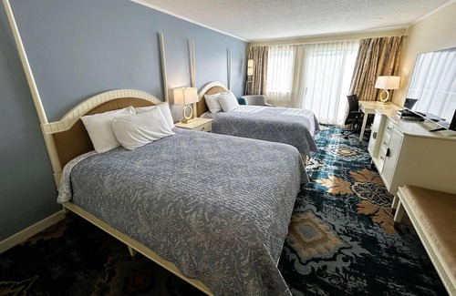 Edgecomb Hotel | Cod Cove Inn, BW Signature Collection-Boothbay Harbor Area