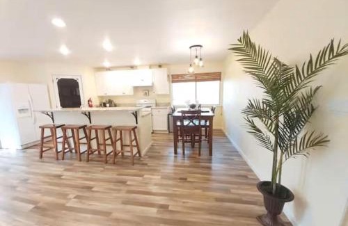 Mariposa Apartment | Cody's Cozy Cottage-Near Yosemite