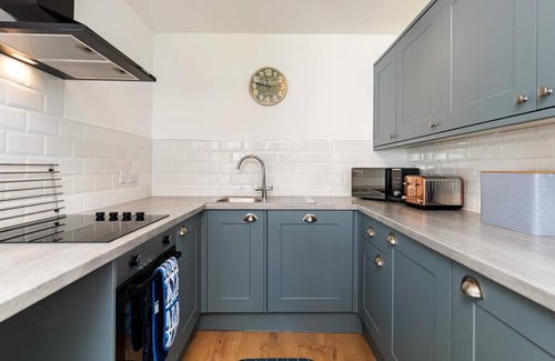 Saundersfoot Apartment | Coedrath Park 20 - Modern Apartment Close to the Beach