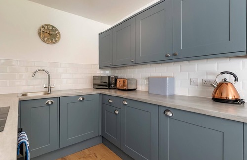 Saundersfoot Apartment | Coedrath Park 20 - Modern Apartment Close to the Beach