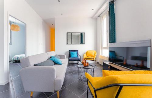 Cholet House | Coeur de ville #H1 - Chambre privée dans logement partagé - Wifi & Netflix - Centre ville & Transports - Machine à laver