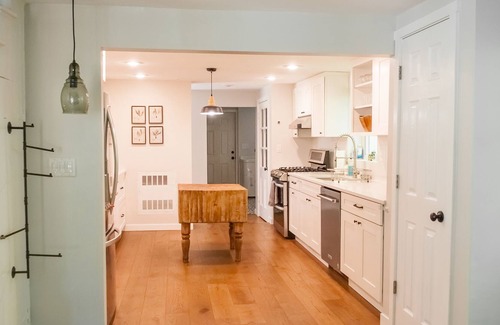 Chesterton Cottage | Coffee Creek Retreat