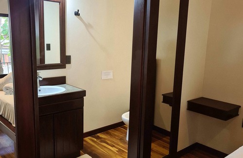 Dominical Hotel | Coffee Farm Queen Room at Hona Beach Hotel