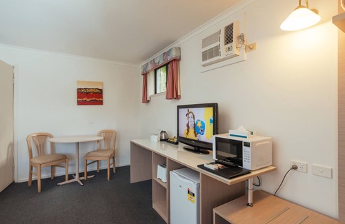 Coffs Harbour Hotel | Coffs Windmill Motel