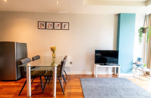 Splott Apartment | Cohost Partners | Charming 1BR Near Cardiff Centre