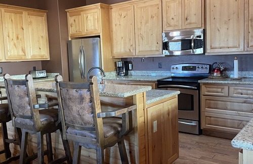Payson Cabin | Colcord Cabin on 3 acres