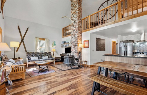 Andover House | Cold Brook Camps North - Right on Cupsuptic Lake!