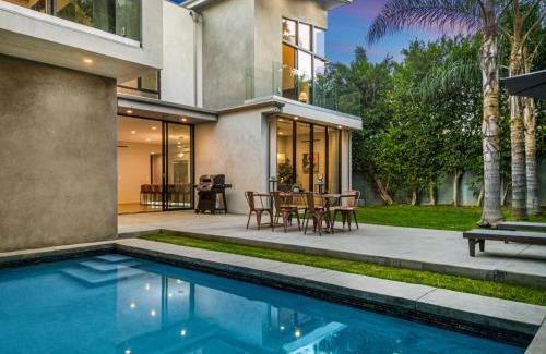 Beverly Hills Apartment | Coldwater Canyon