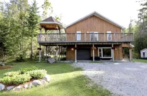 Oro-Medonte Cottage | Coldwater Haven: Spacious & Cozy Ski Retreat Near Horseshoe Valley