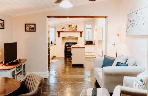 McLaren Vale House | Cole-Brook Cottage Historic House