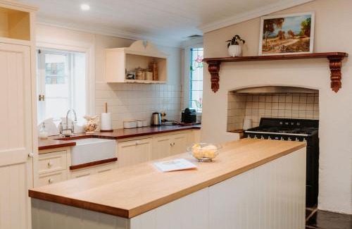 McLaren Vale House | Cole-Brook Cottage Historic House
