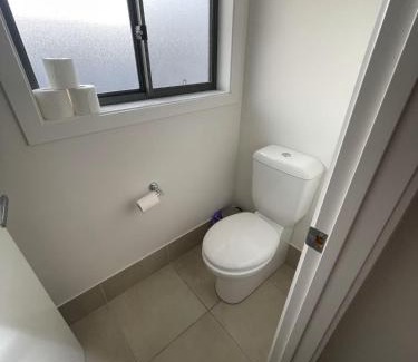 Colebee Villa | Colebee5 BR house near park and shop