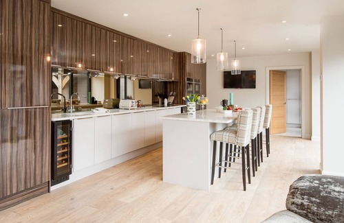 Kelso House | Coledale Stables - sleeping 8 guests in 4 bedrooms