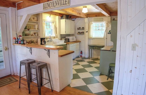 Lincolnville Cabin | COLEMAN POND COTTAGE - Town of Lincolnville - Coleman Pond