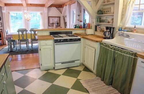 Lincolnville Cabin | COLEMAN POND COTTAGE - Town of Lincolnville - Coleman Pond