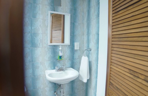 Benito Juarez Bed & Breakfast | Colibrí B&B