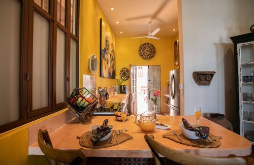 Alta Vista Villa | Colibrí - Old Town Staffed Villa With Views and Rooftop Pool