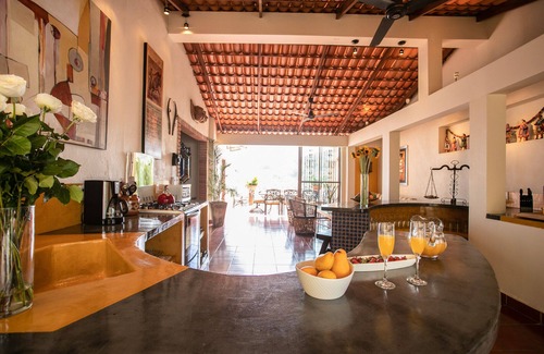 Alta Vista Villa | Colibrí - Old Town Staffed Villa With Views and Rooftop Pool