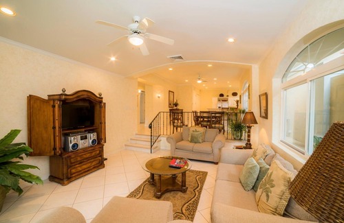Herradura Condo | Colina 5E 2 bdr 2 Bath