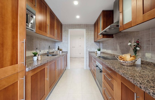 New Golden Mile Apartment | Colina del Paraíso