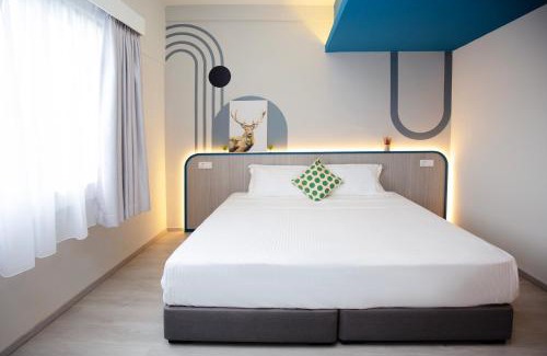 Queenstown Hotel | Coliwoo Hotel Pasir Panjang - CoLiving